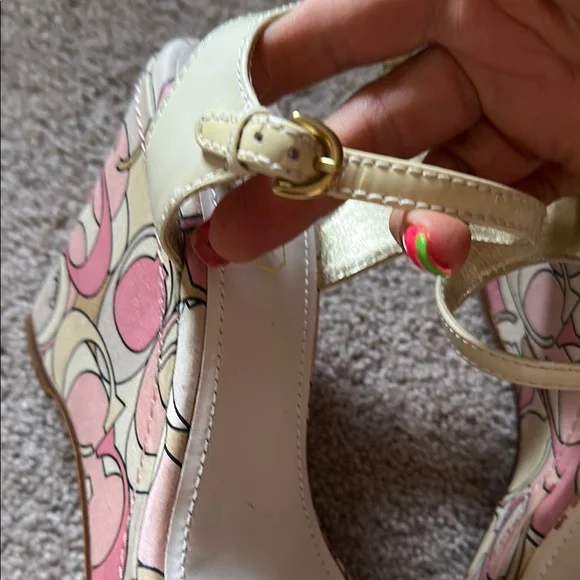 Coach Women's Pink and Yellow Patterned Wedge Sandals Size:8 - Picture 12 of 14